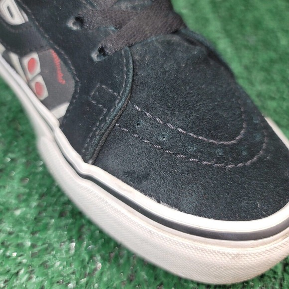 VANS Sk8-Hi Reissue x Nintendo Controller Men's size 7 / Women's size 8.5 - Picture 10 of 14